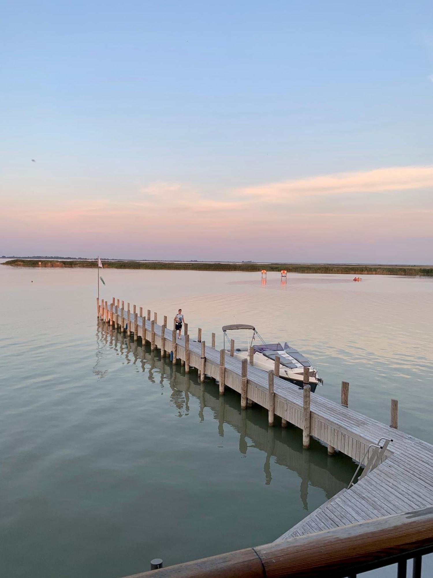Seehuette Neusiedlersee - Seehaus Inklusive Elektroboot Руст Екстериор снимка